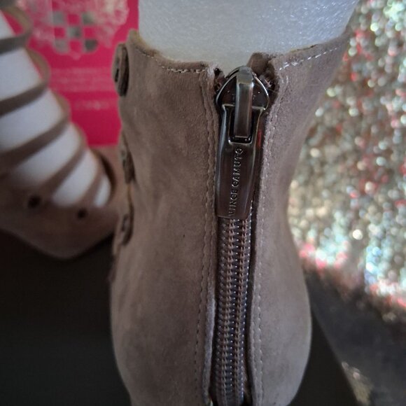 ✨ Like New ✨ Vince Camuto Taupe Suede Strappy Booties – Size 9M / EU 39 - Picture 6 of 7